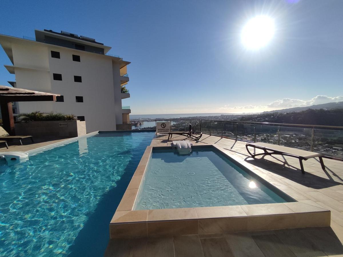 Charmant F2 A Skynui, Piscine De 25M Et Vue Mer Apartman Papeete  Kültér fotó